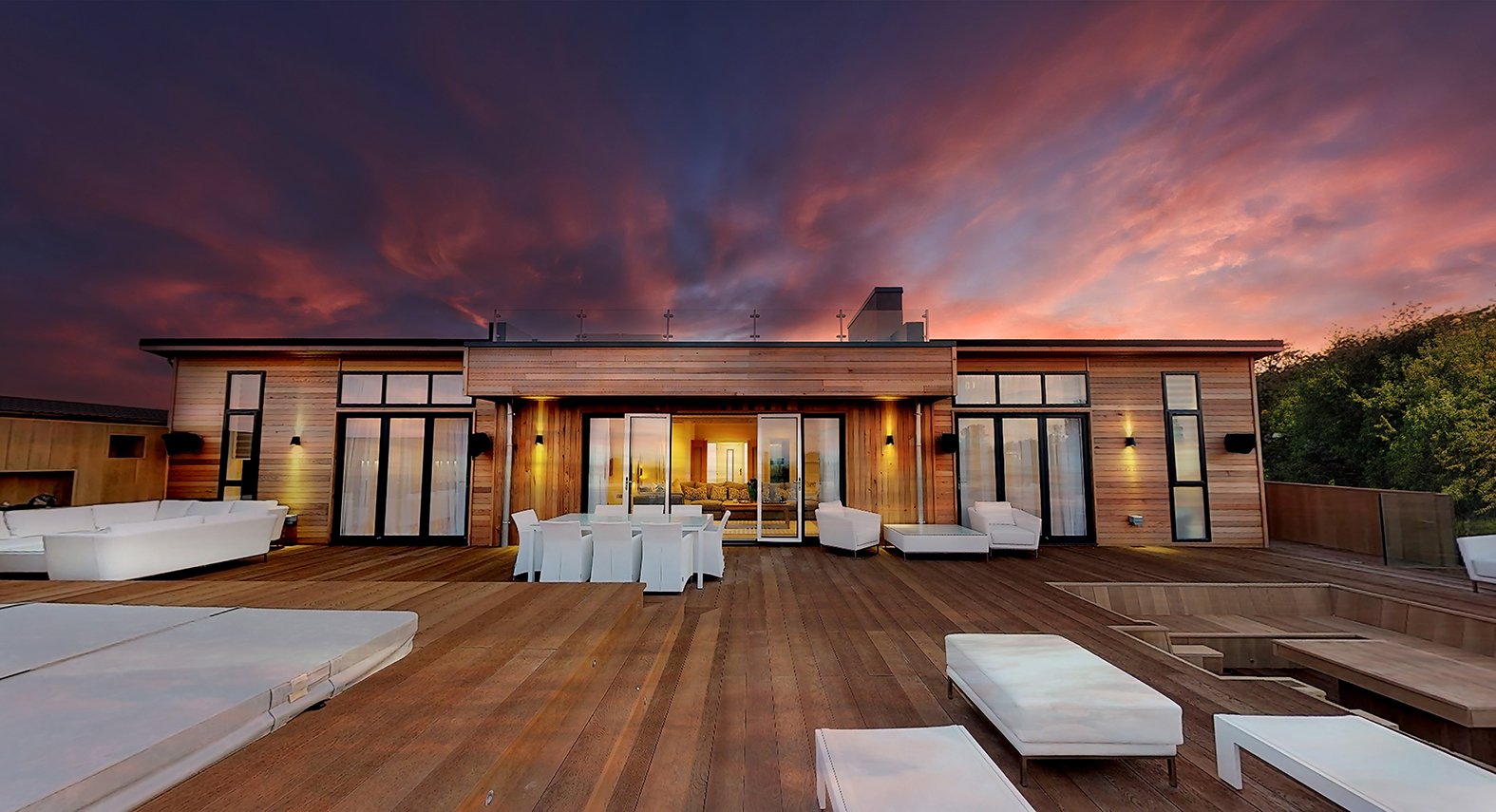 OUR COMMITMENT TO SUSTAINABILITY