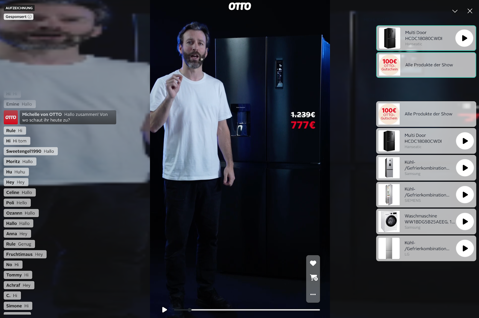 Ein Mann präsentiert einen schwarzen Kühlschrank in einer digitalen Benutzeroberfläche mit einer Seitenleiste und Videoempfehlungskacheln.