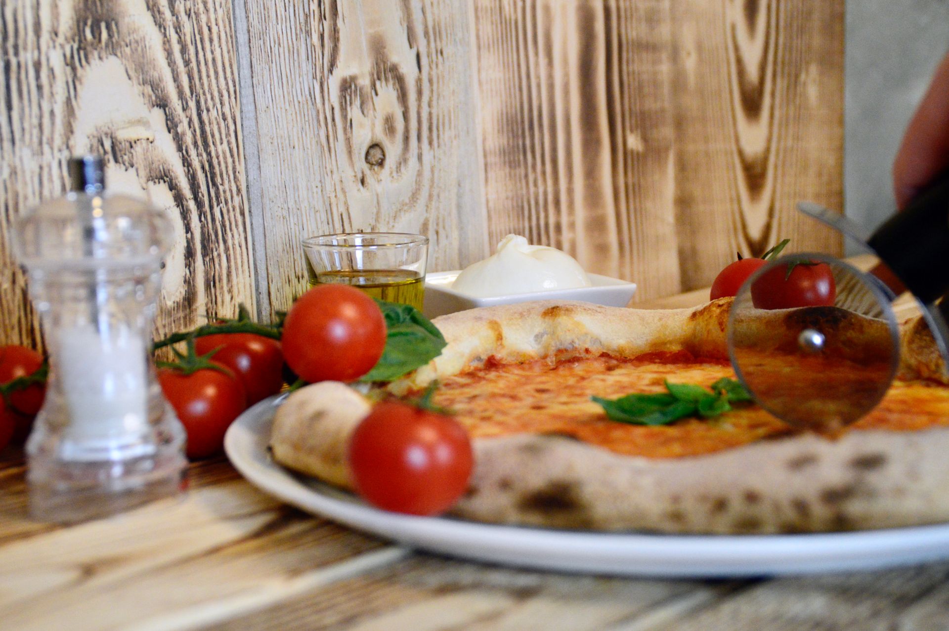 Pizza d'asporto a Mezzolombardo (TN) | Pizzeria Mangiamondo