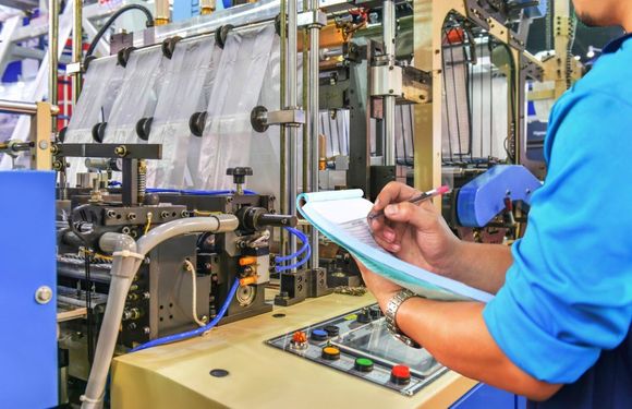 operatore in azienda