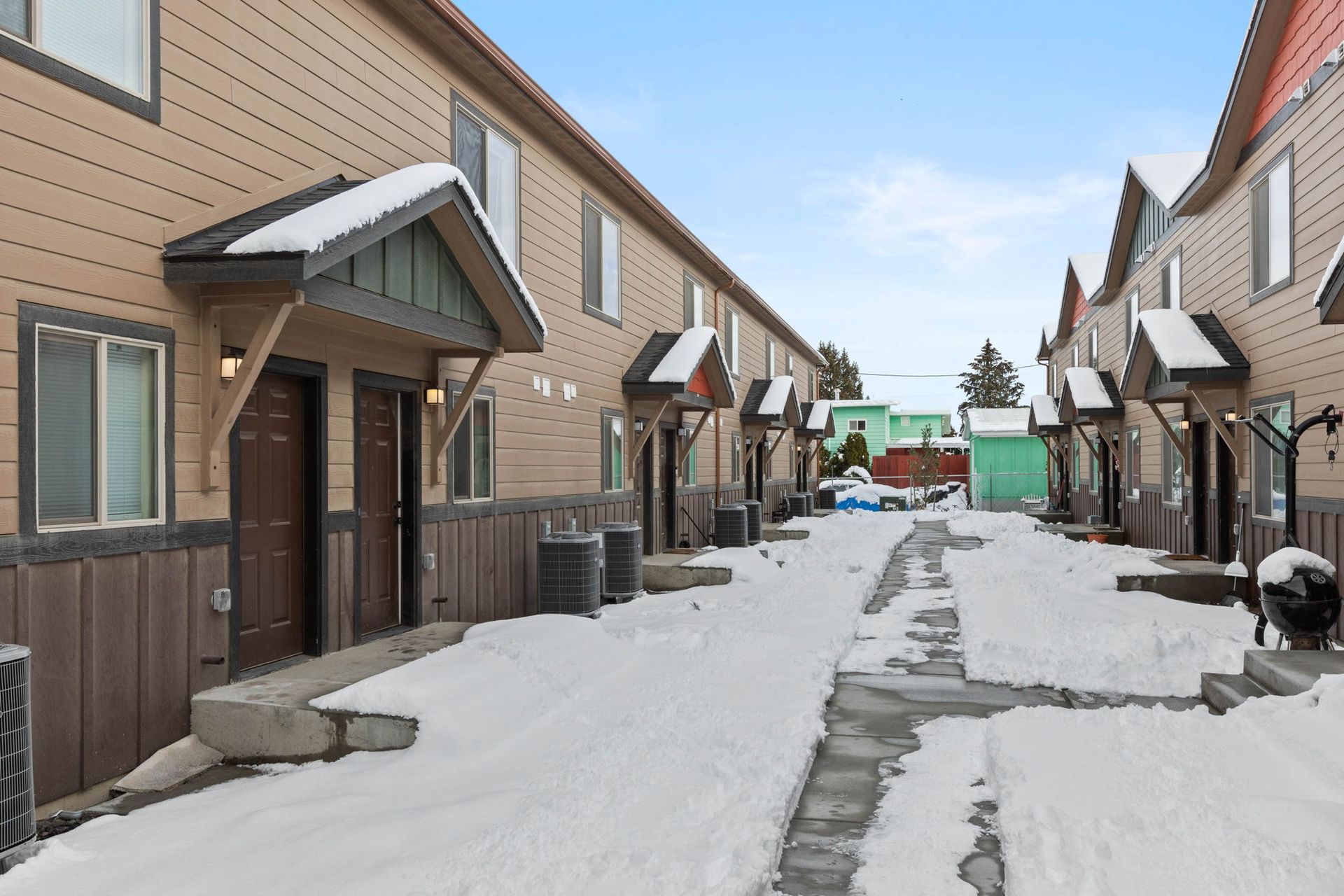 Alice exterior shot 1