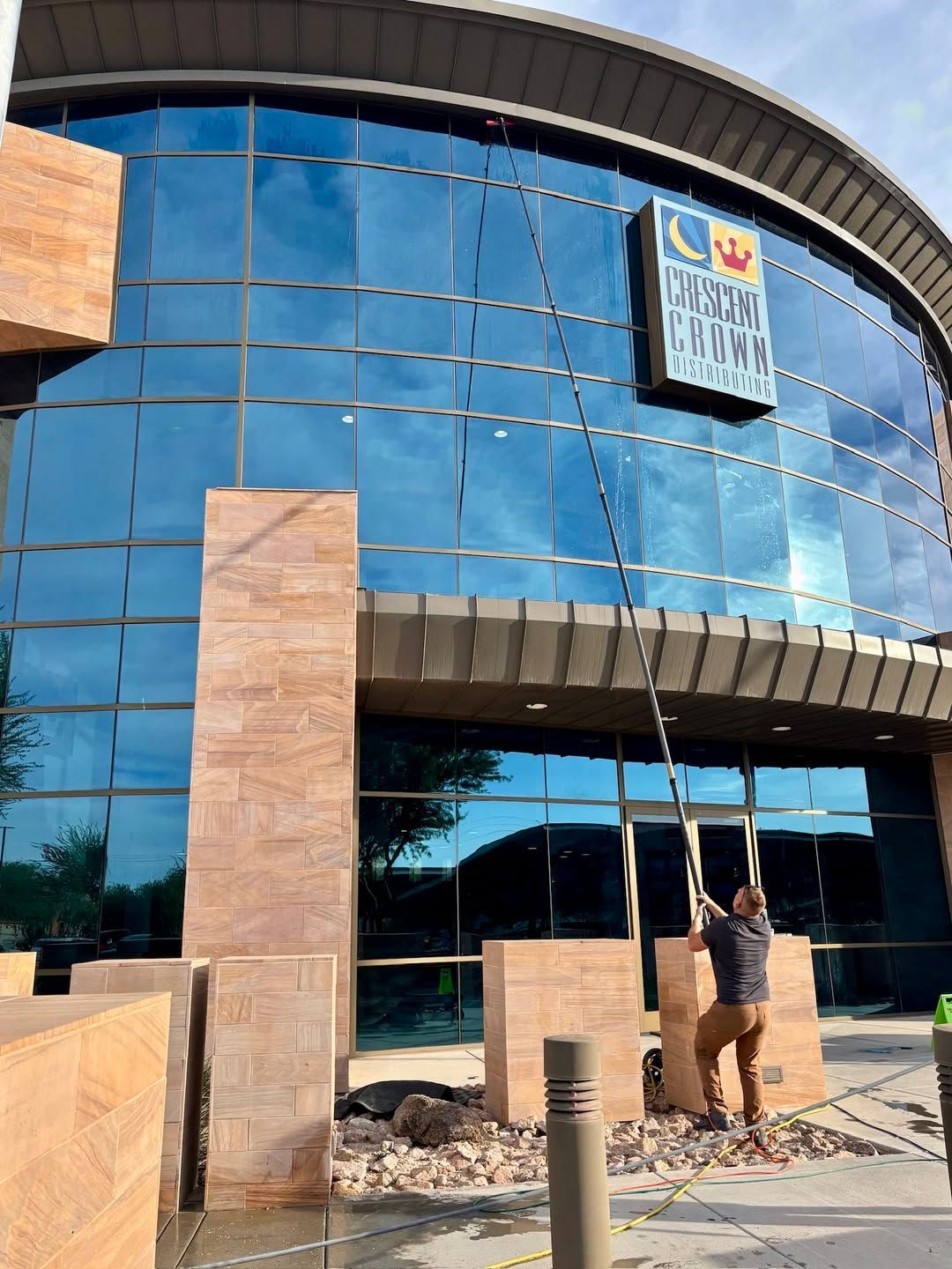 commercial window cleaning with water fed pole