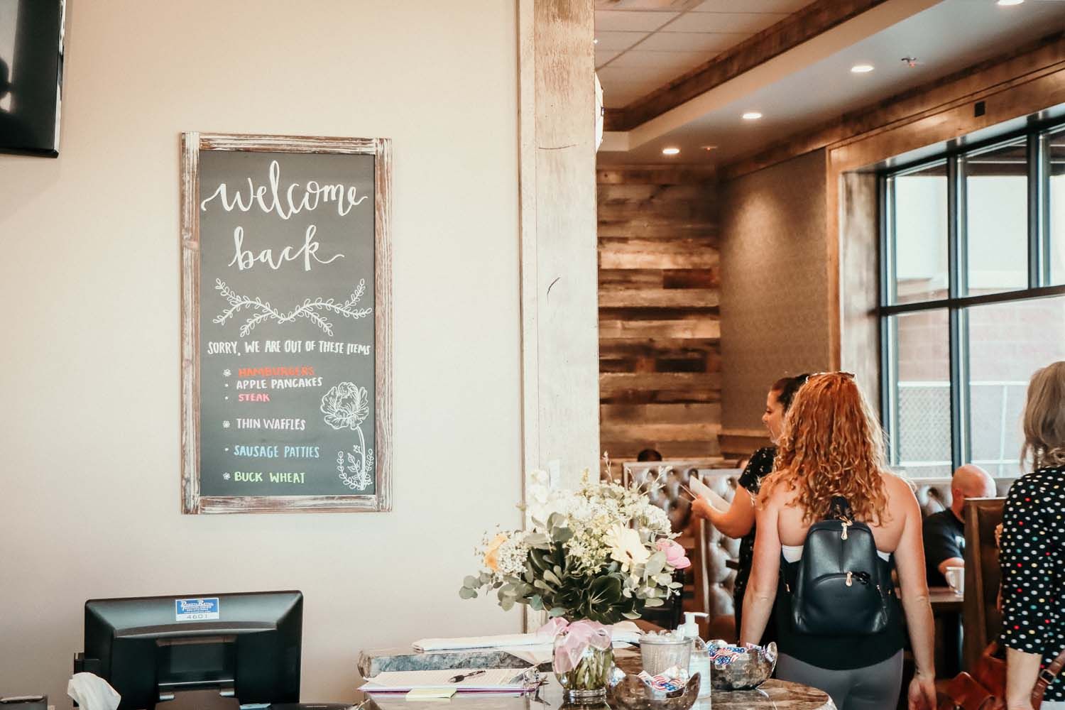 Restaurant interior: 