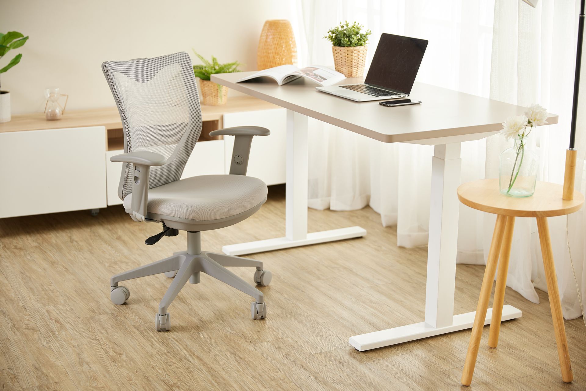 ingica網背曲線扶手椅 https://irp.cdn-website.com/8582e4b8/dms3rep/multi/BOJUN-IMG_0263.jpg