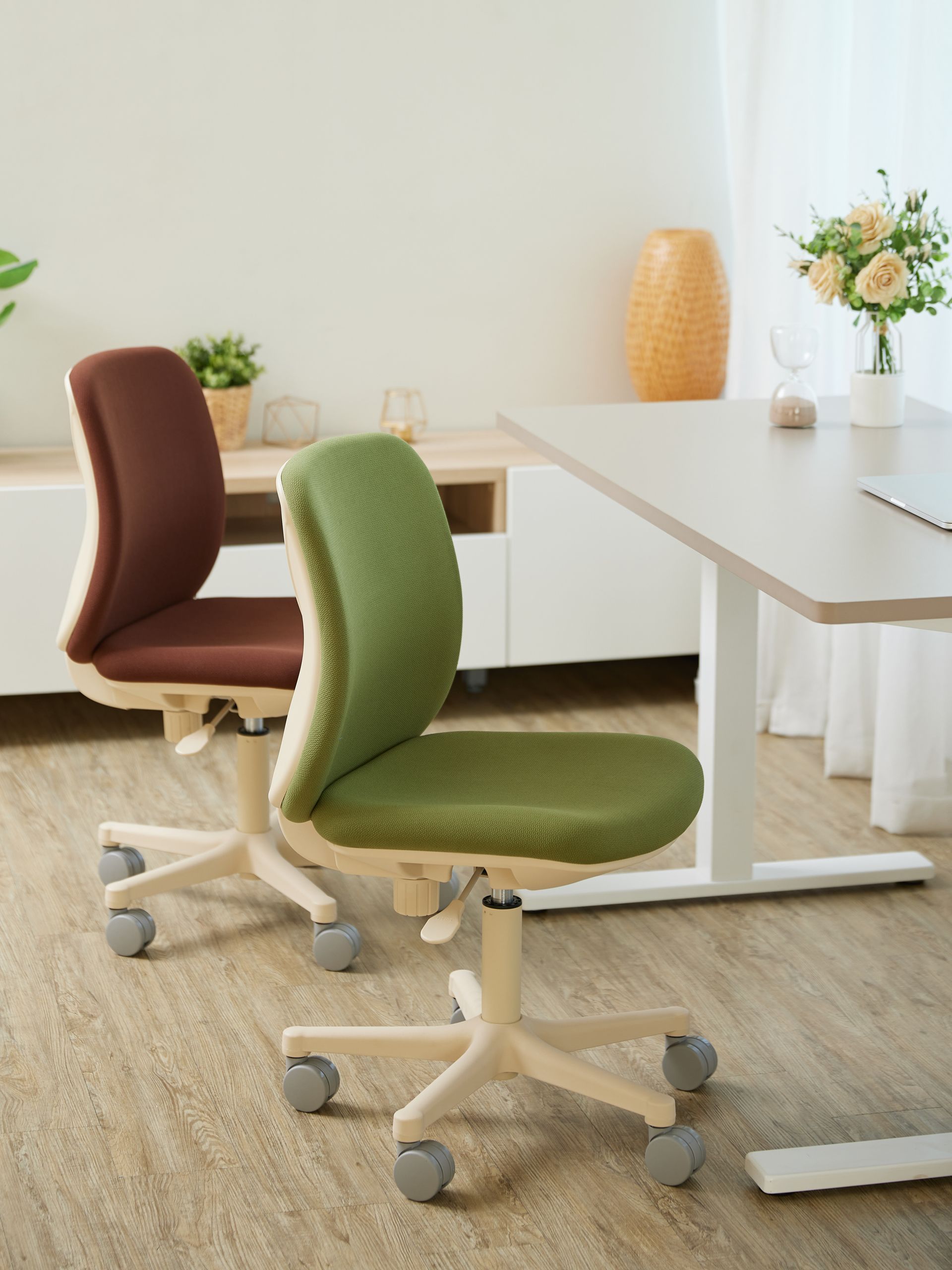 森林色系居家雋雅椅 https://irp.cdn-website.com/8582e4b8/dms3rep/multi/BOJUN-IMG_0407.jpg