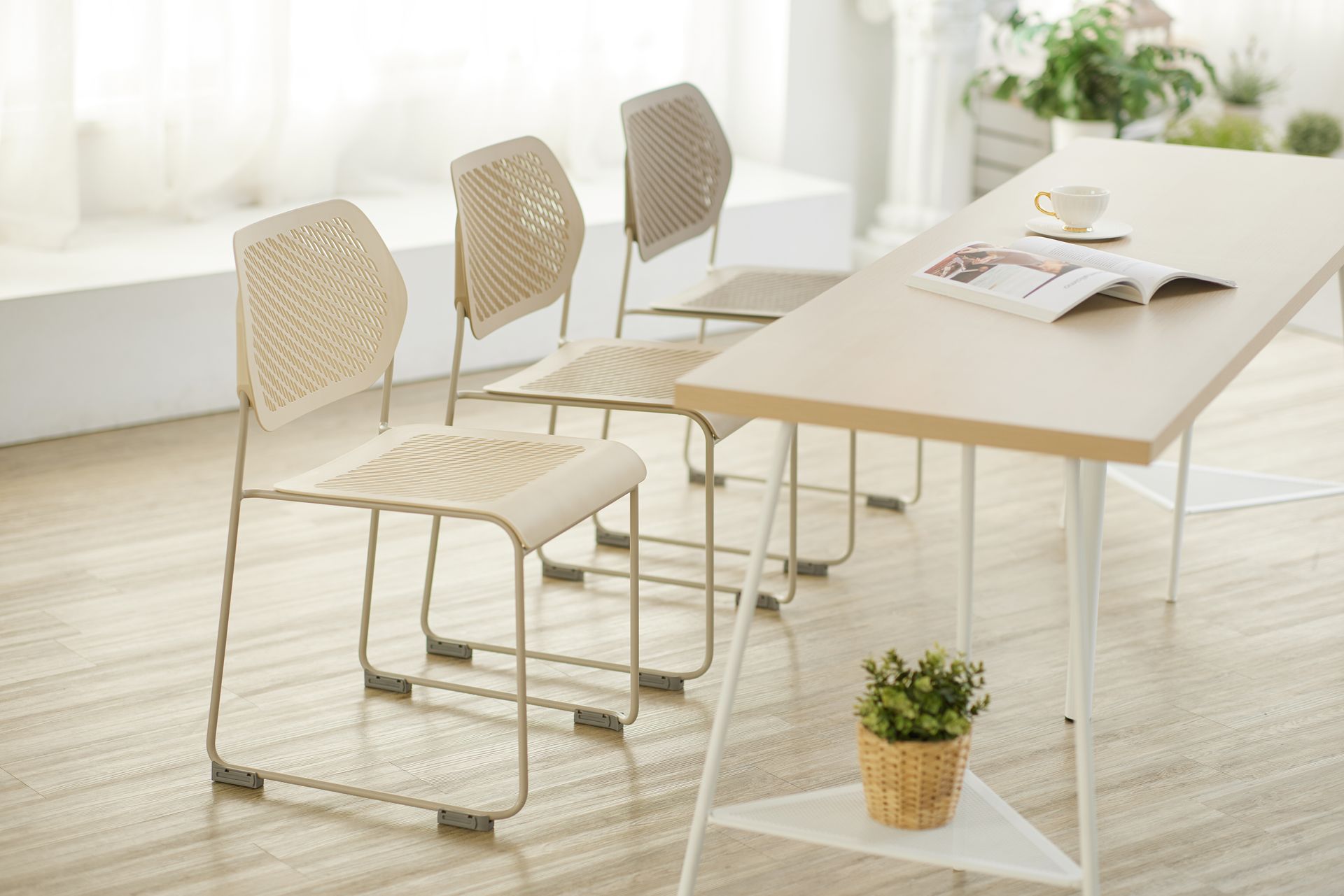 森林系居家休閒椅  https://irp.cdn-website.com/8582e4b8/dms3rep/multi/BOJUN-IMG_0480.jpg