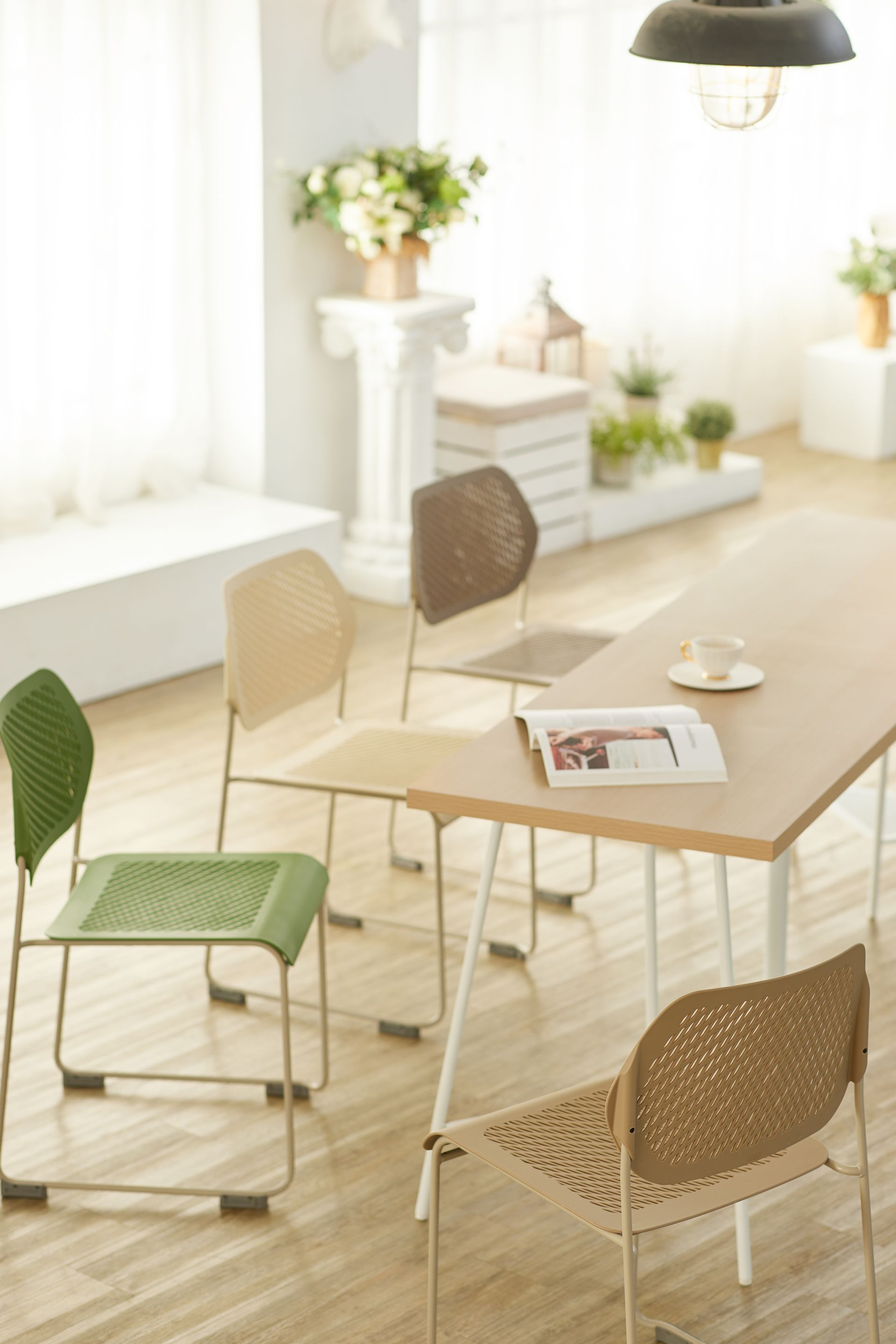 森林系居家休閒椅  https://irp.cdn-website.com/8582e4b8/dms3rep/multi/BOJUN-IMG_0510.jpg