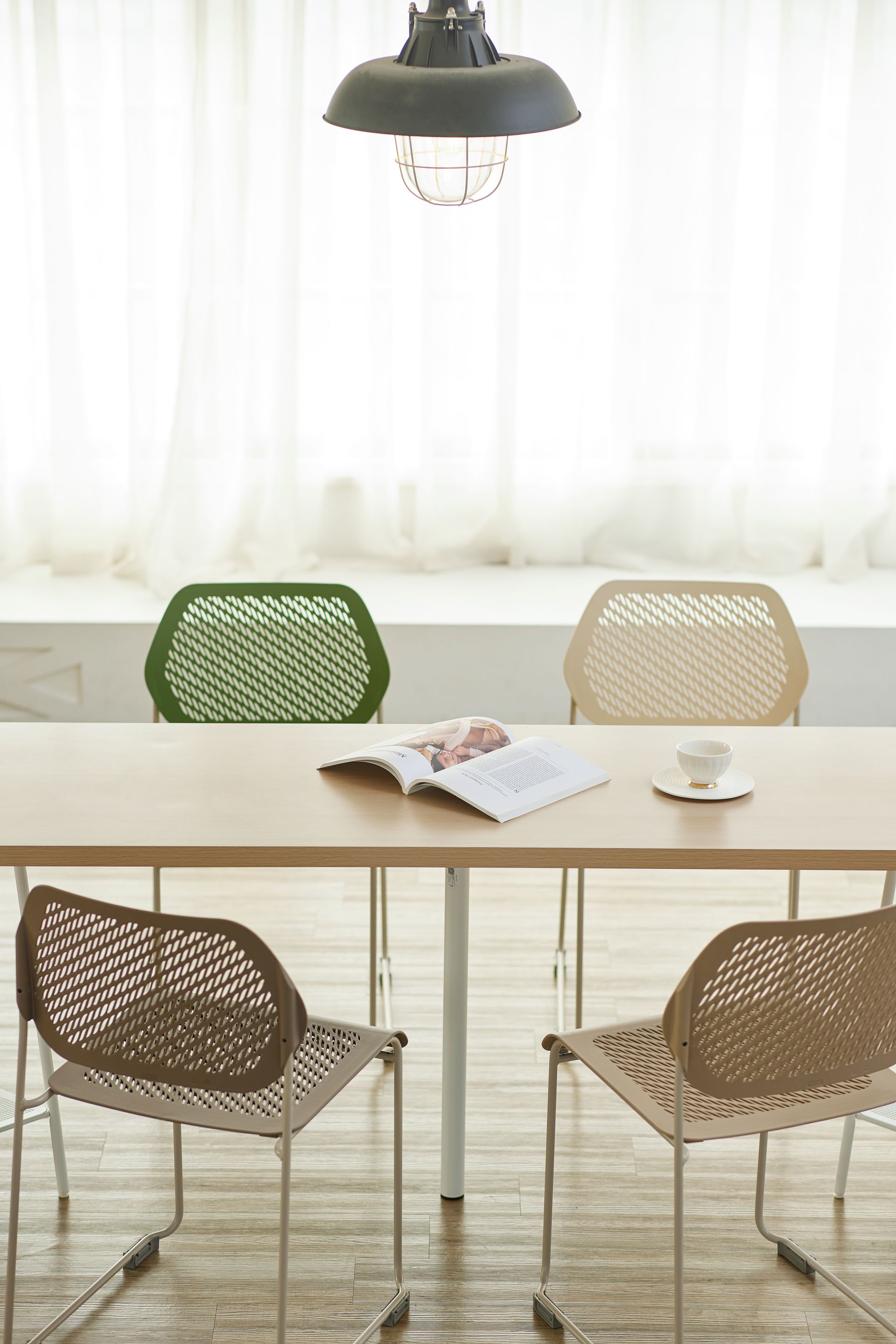 森林系居家休閒椅  https://irp.cdn-website.com/8582e4b8/dms3rep/multi/BOJUN-IMG_0519.jpg