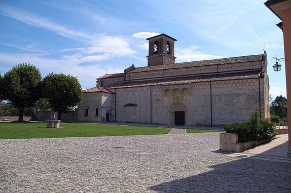 Sala riunioni moderna