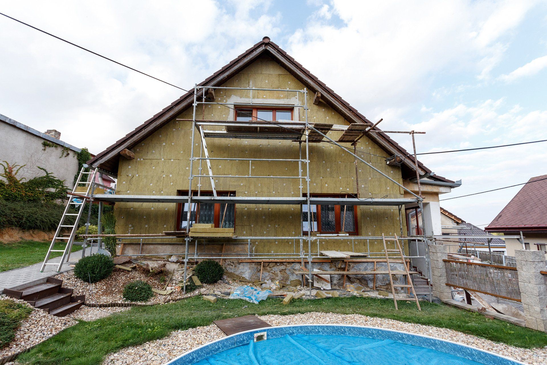 rifacimento villa con piscina