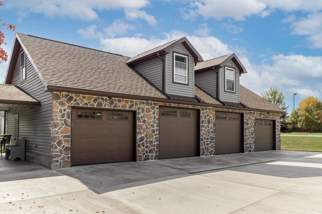 Lake house builder in central pa