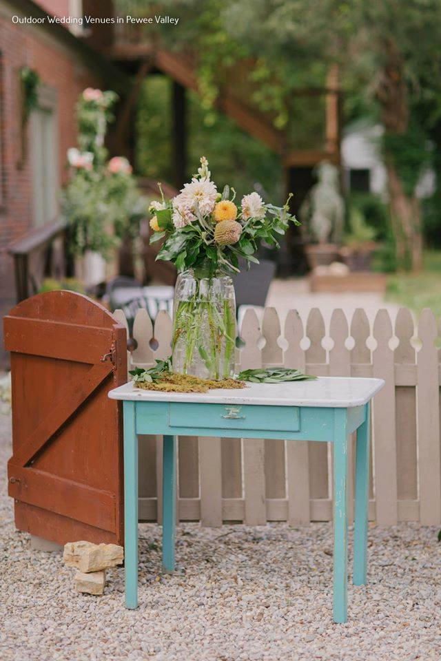 barn wedding venues Louisville KY