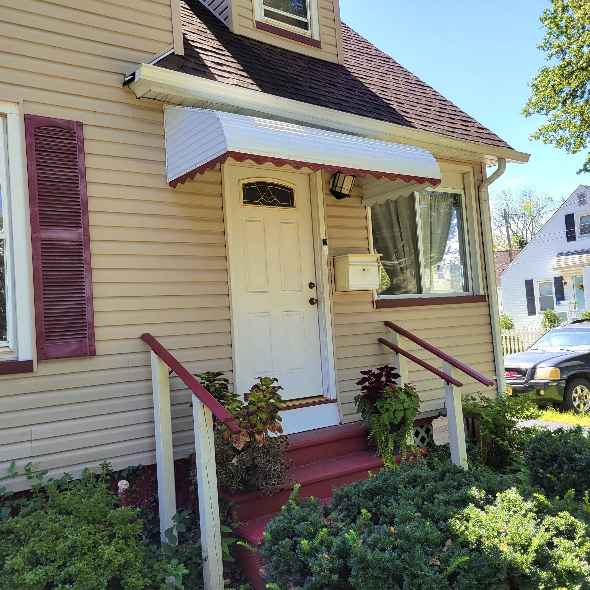 Retractable Awnings Freehold, NJ