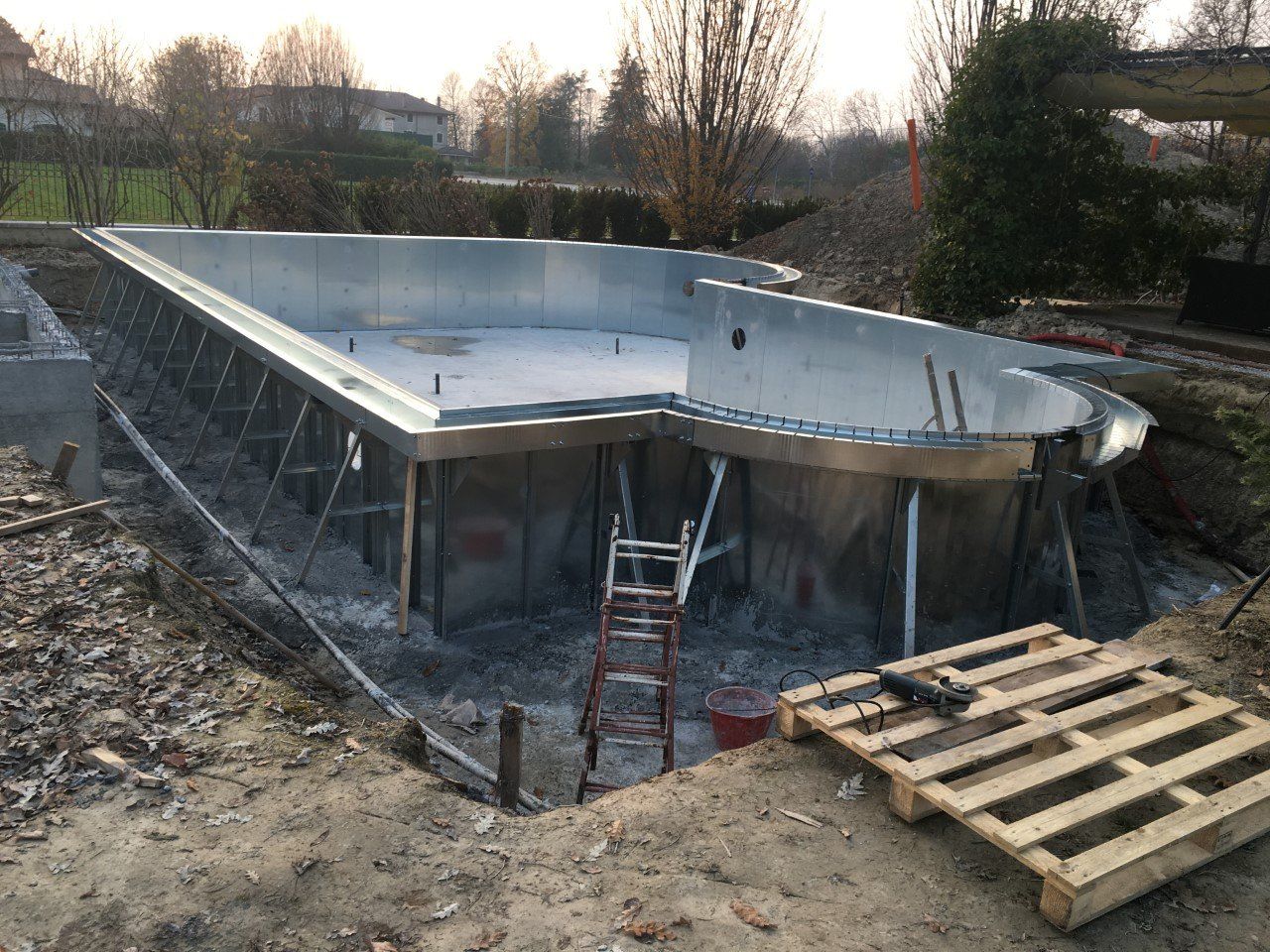 costruzione piscina