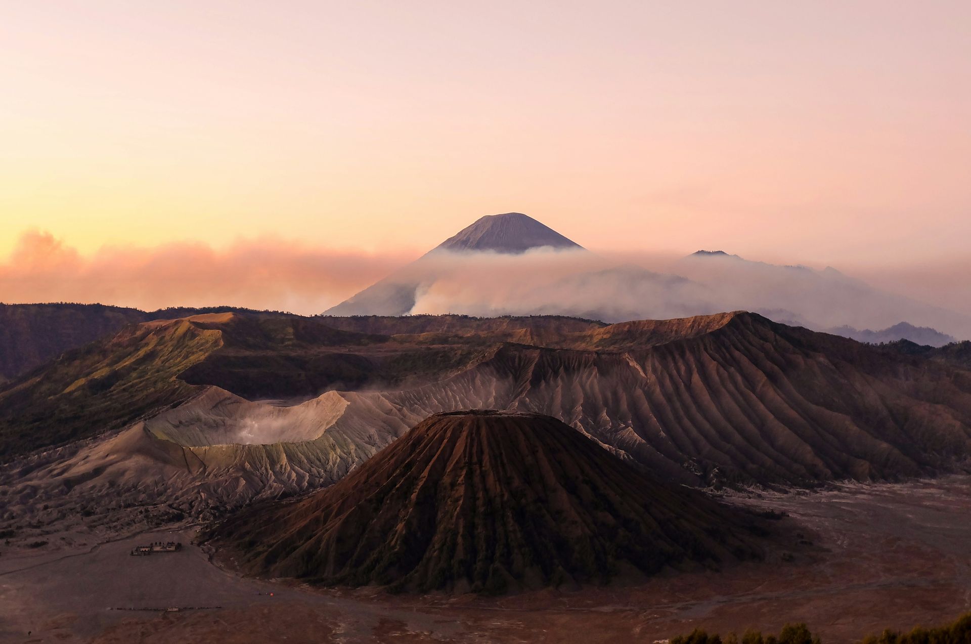 From Yogyakarta Mount Bromo and Ijen English Guide Tour