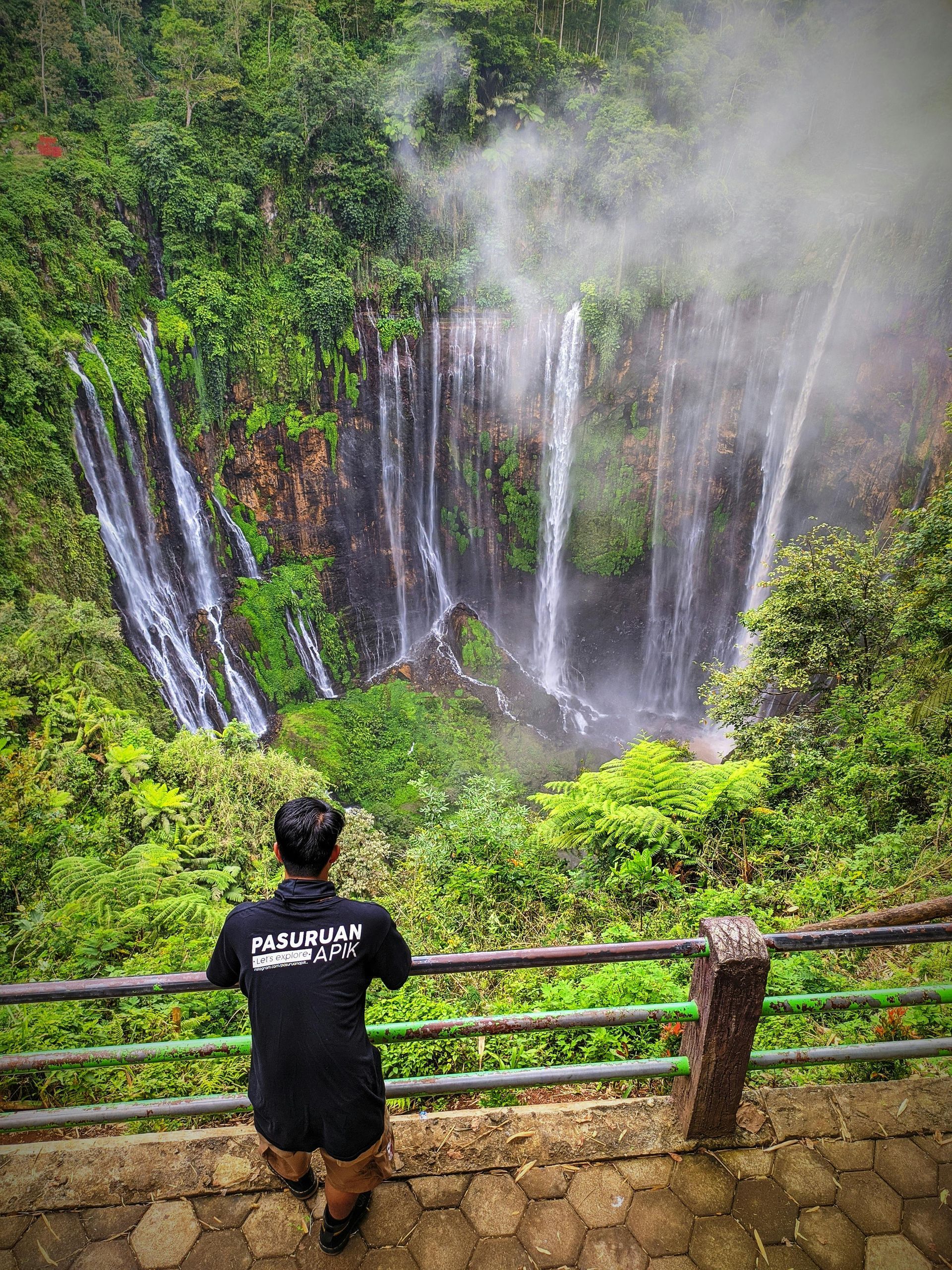 tumpaksewu waterfall
