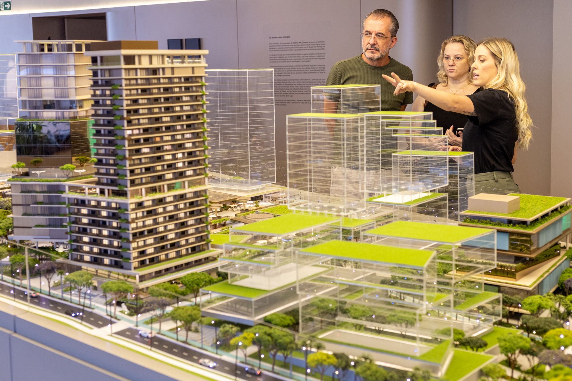 Urbi Studios Cidade Aruna atinge marca histórica de vendas no lançamento