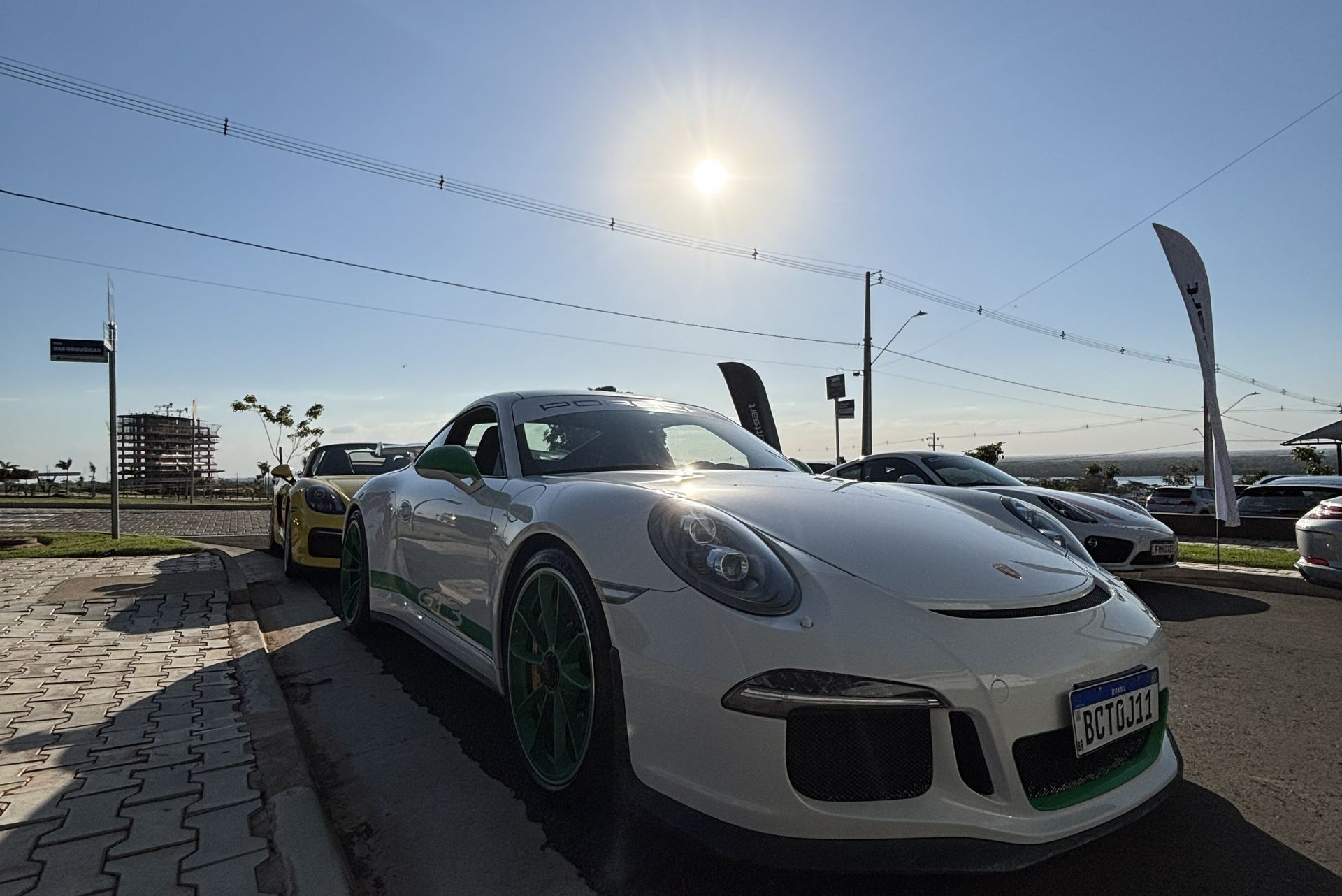 Participantes destacam emoção de dirigir modelos icônicos da Porsche
