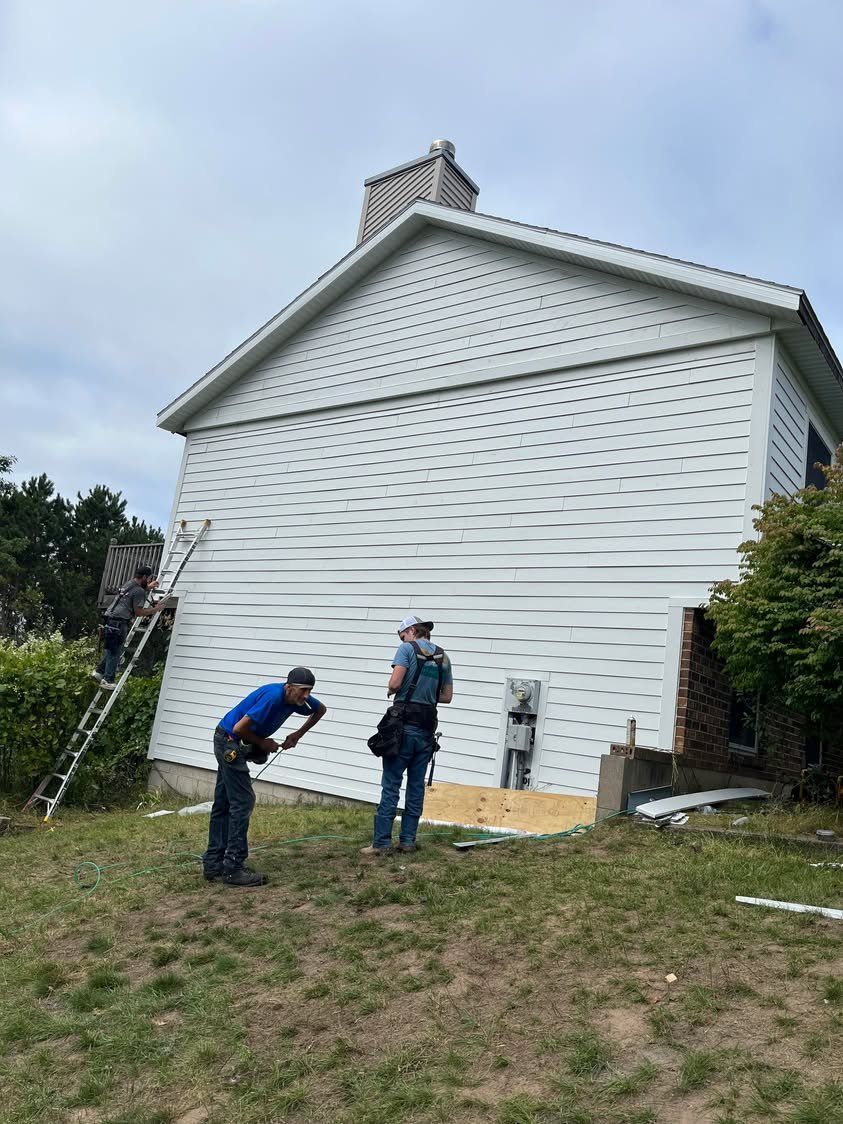 Siding services 16