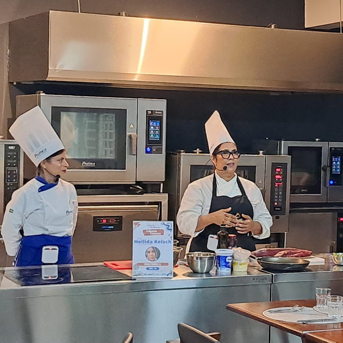 Filial Recife recebe workshop com Chef Hellida Kelsch