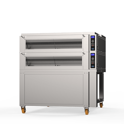 Um forno de aço inoxidável com rodas em um fundo branco.