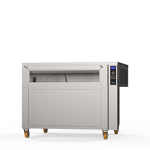 Um forno de aço inoxidável com rodas em um fundo branco.