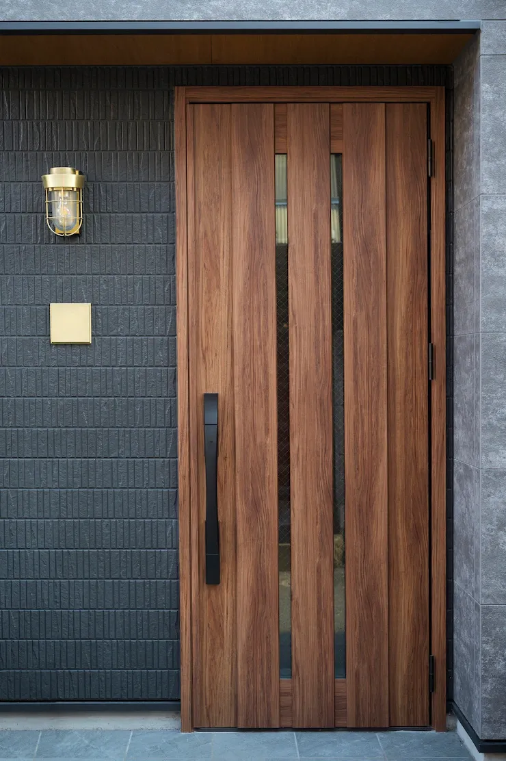 Porte rénovée Porte rénovée