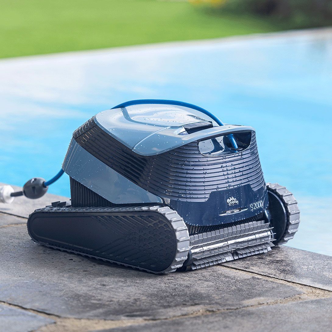 Dolphin S2000 Robot Pool Cleaner