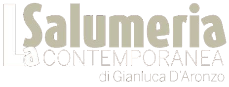 Logo per La Salumeria, una gastronomia contemporanea di Gianluca D'Aronzo, con testo marrone e bianco.