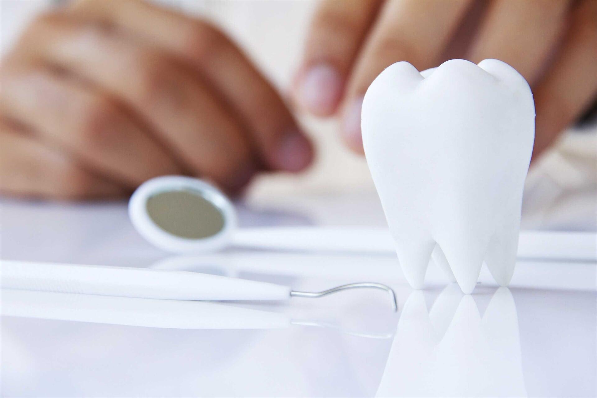 CEOM - Prótesis dentales