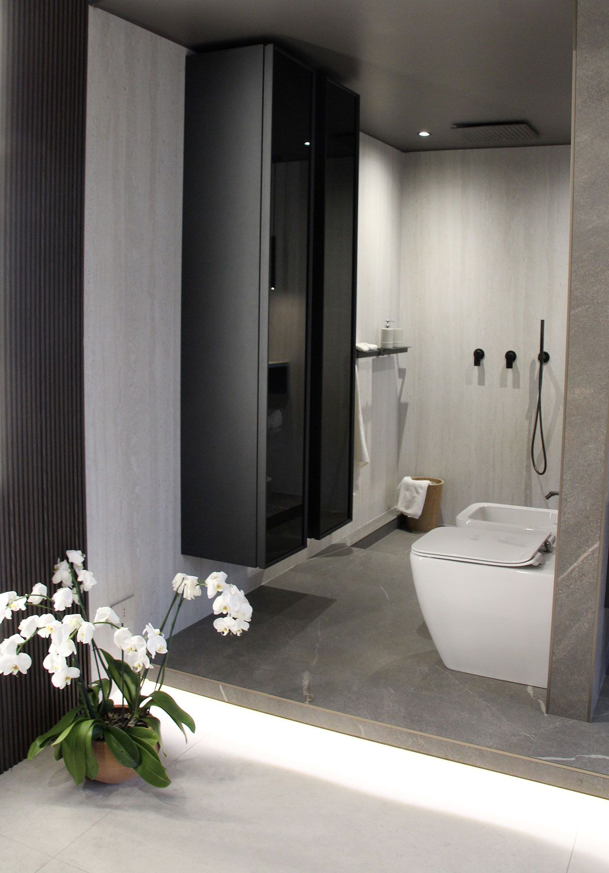 showroom arredo bagno Novara