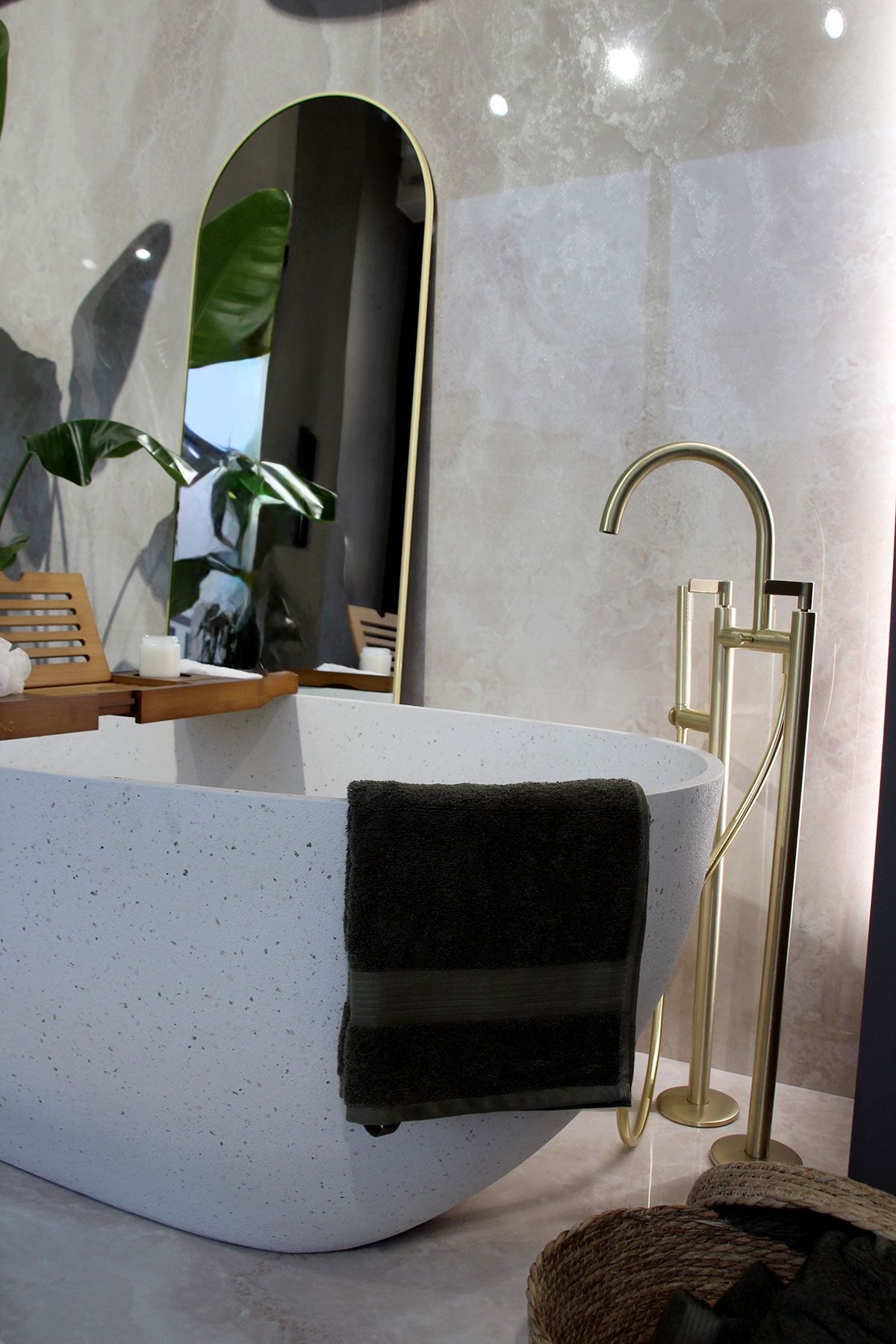 showroom arredo bagno Novara