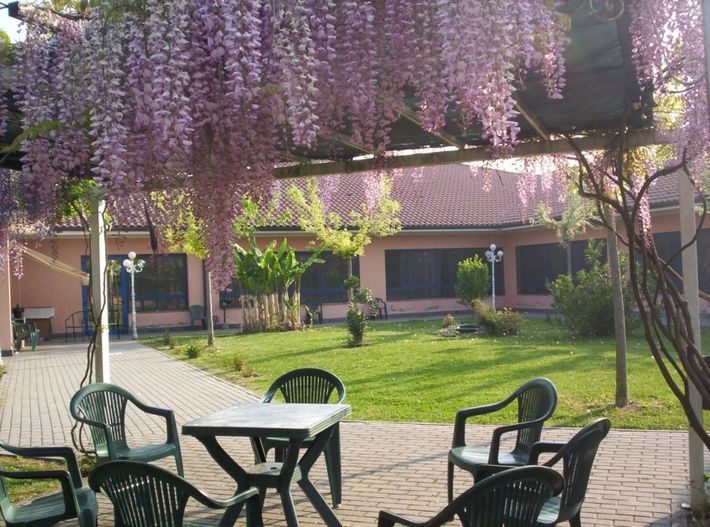 spazi esterni residenza per anziani alluvioni piovera
