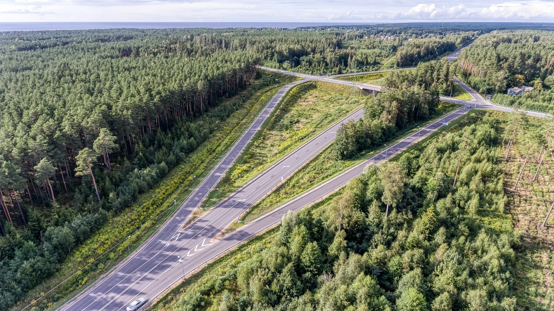 Restoration of the pavement of the section of the state main highway A1 Riga (Baltezers) - Estonian border (Ainaži) km 21,030 - 36,297