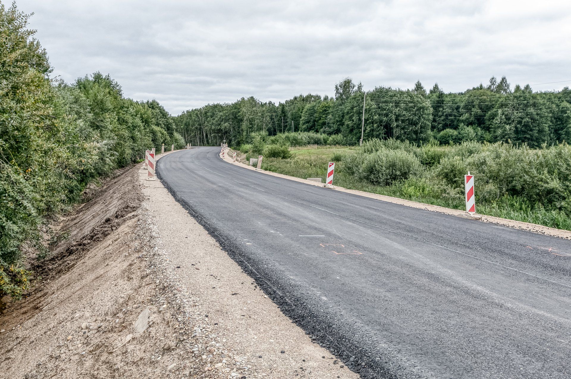 Reconstruction of the state local highway V1162 Saldus - Peat section km 0.00 - 8.20