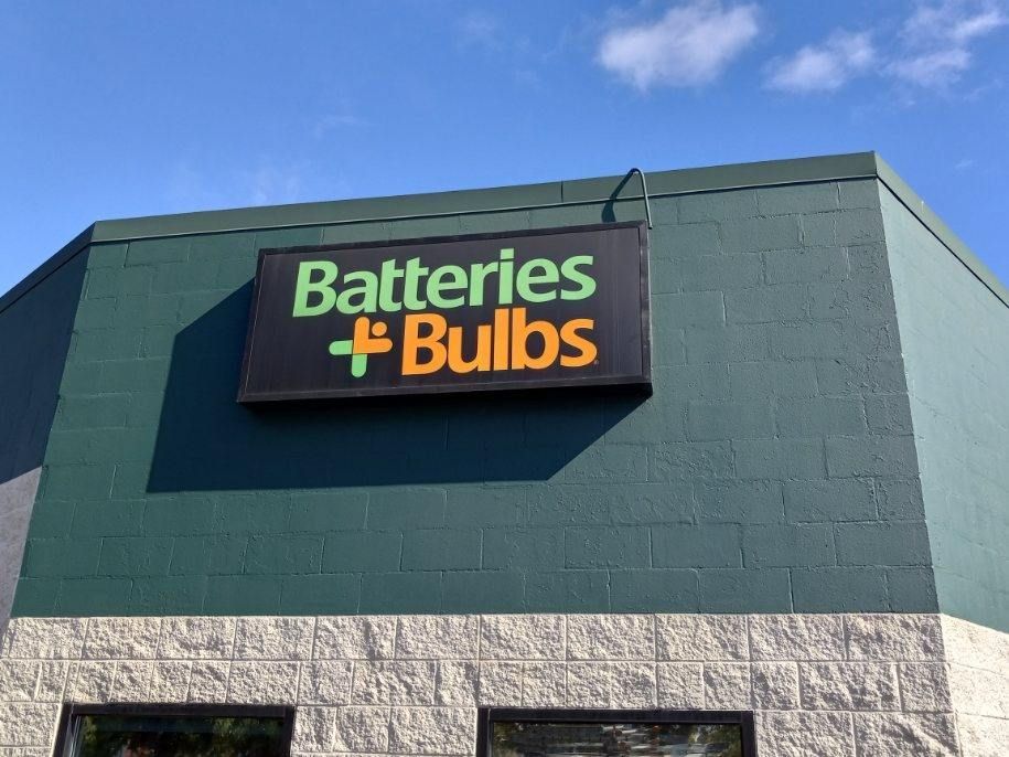 Exterior commercial building painting services