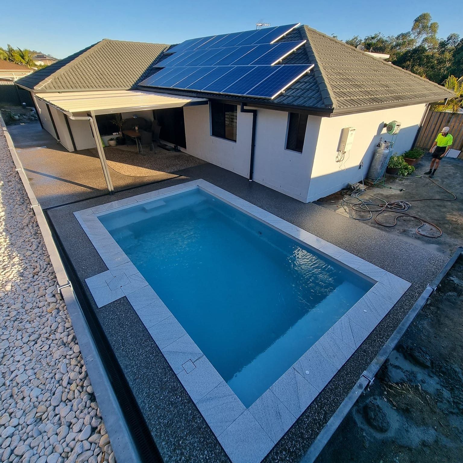Exposed Aggregate Pool Surrounds