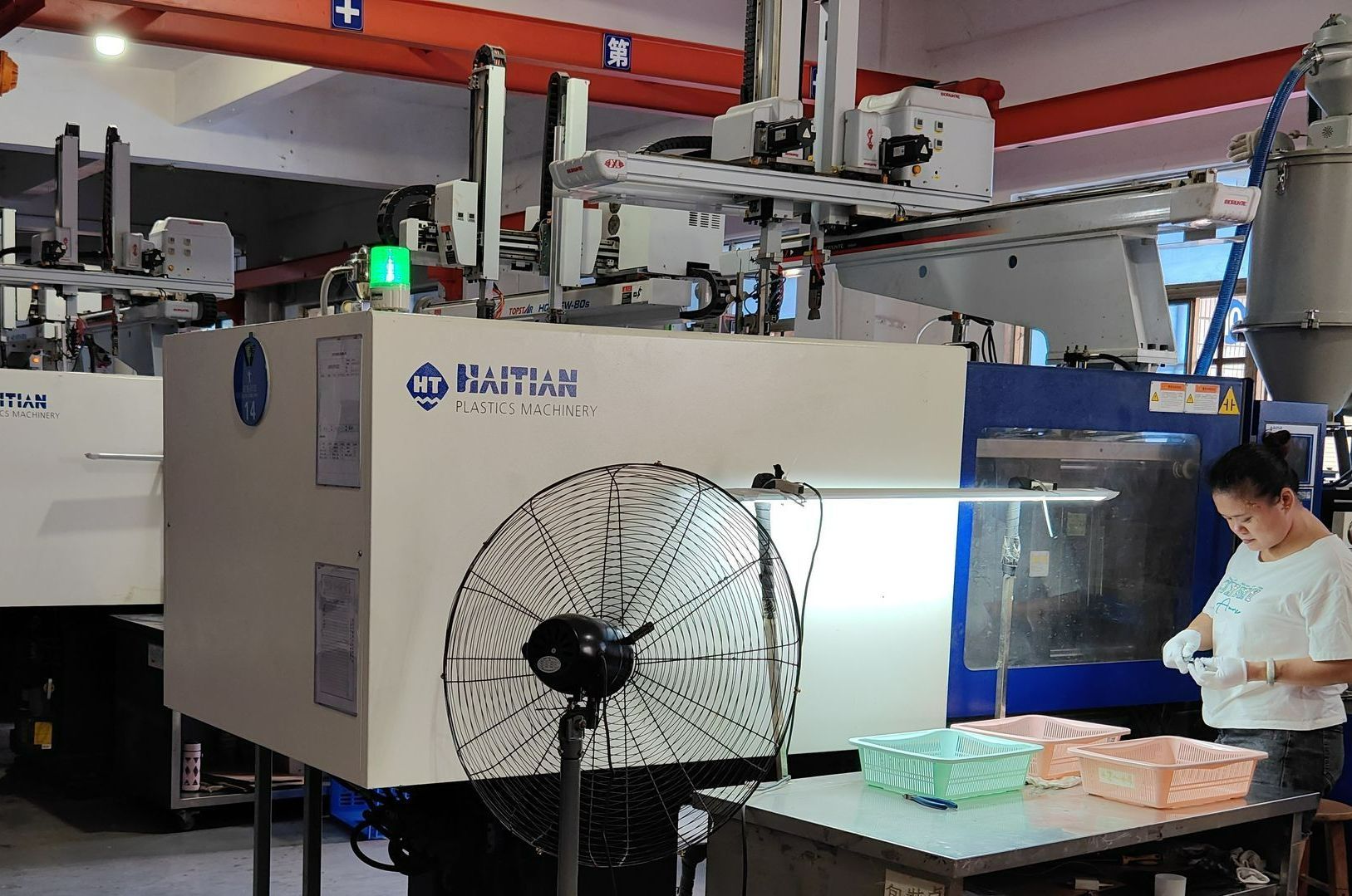 injection molding, plastic injection, injection molding factory, injection molding service