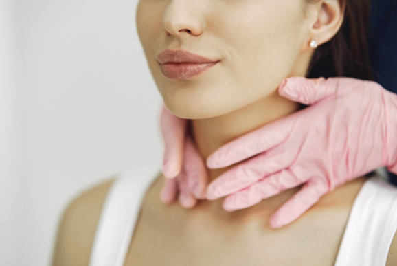 MyEllevate neck lift