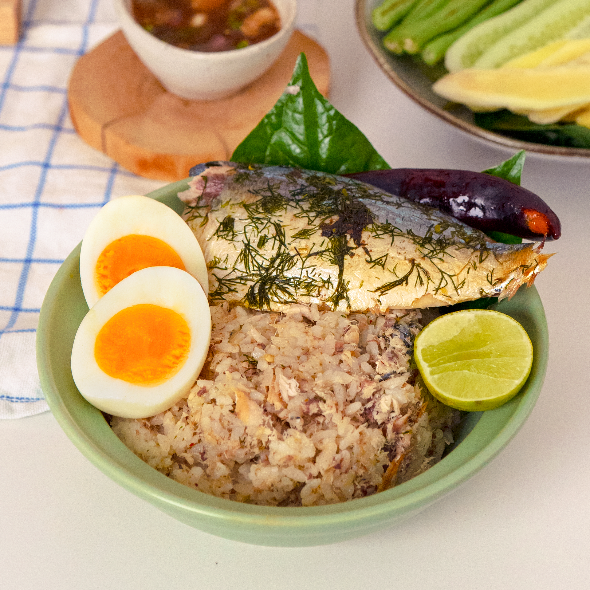 Crying Cat Rice Bowl with
Born to Dine Fish Sauce