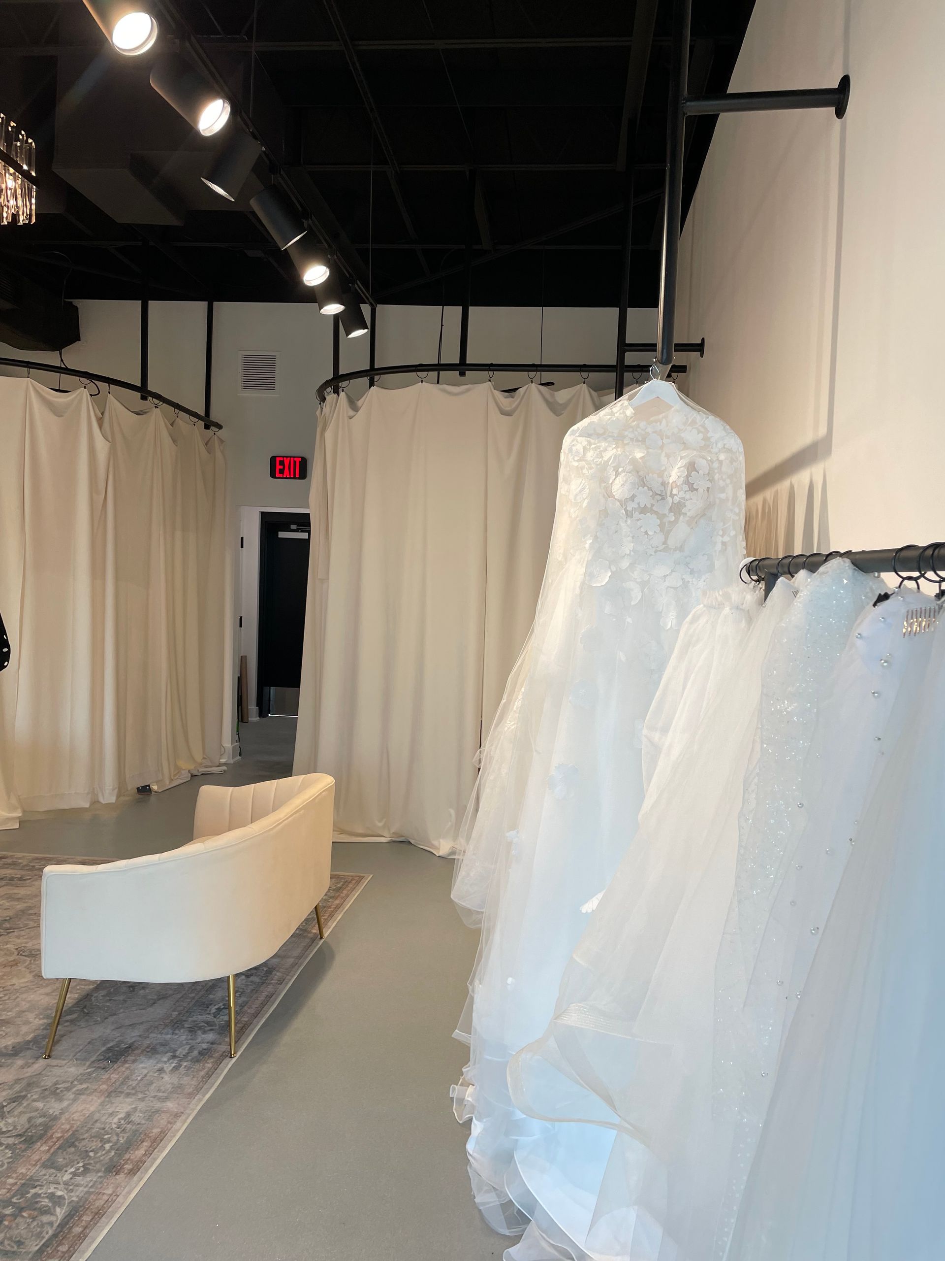 Mackins Bridal Boutique | Charlotte, NC