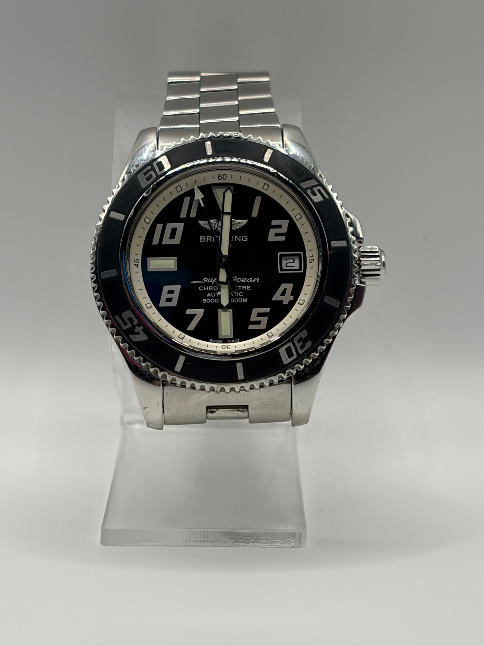 Breitling Superocean A17364 42mm-Watch Only-Good Condition