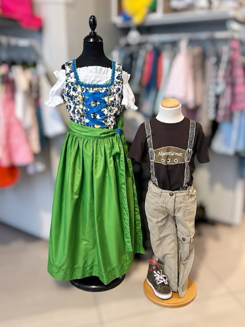 Kinder-Dirndl und Lederhose-Set von Gwandolina Secondhand
