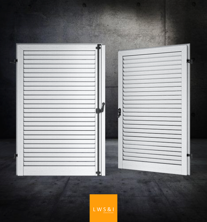 LWSI HST lift and slide door system designed for large glass spans and panoramic views.
