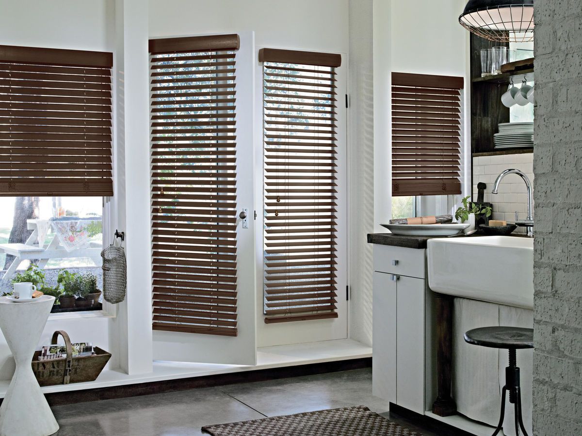 Hunter Douglas Parkland® Wood Blinds near Lutherville-Timonium, Maryland (MD)