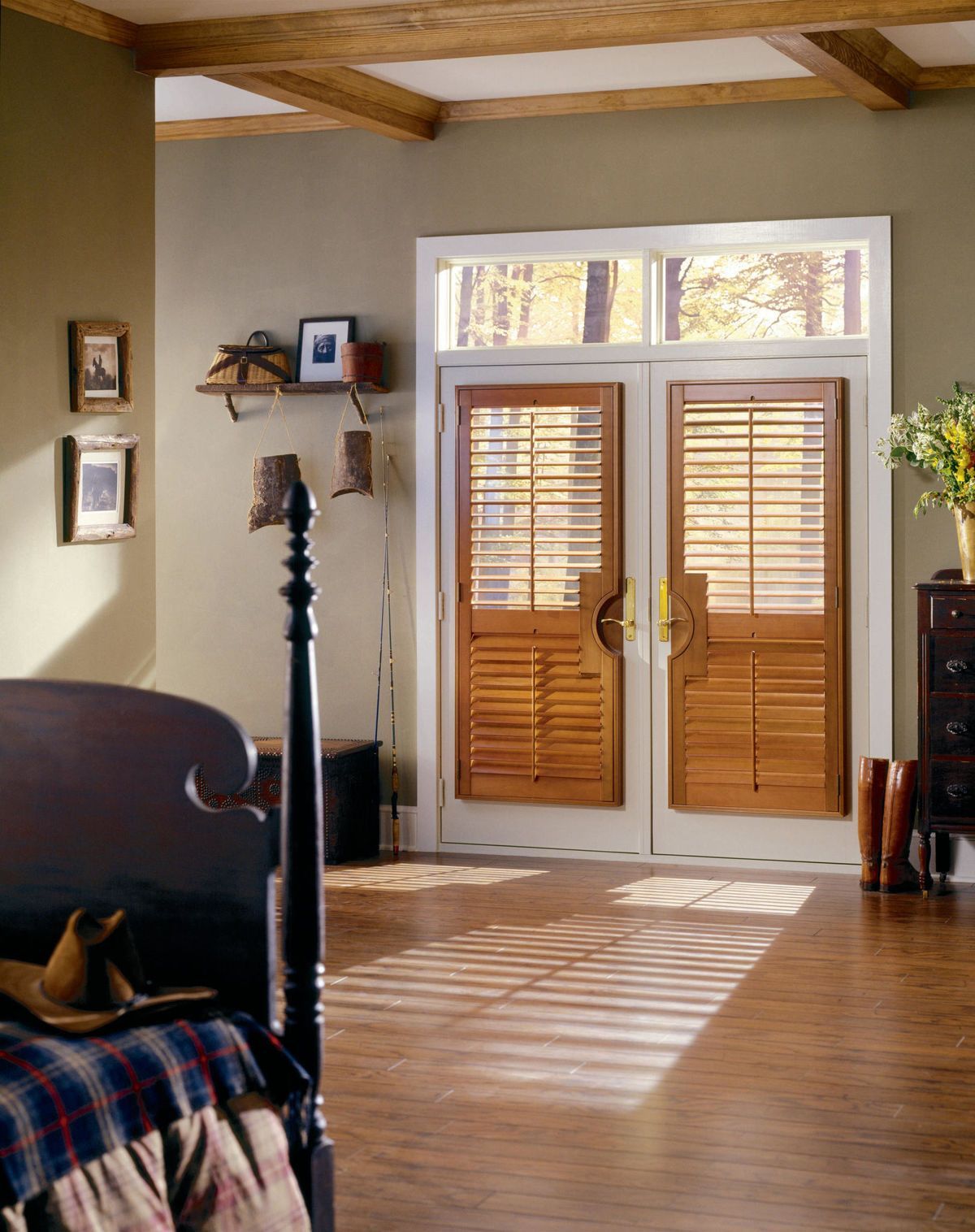 Hunter Douglas Heritance® Wood Shutters near Lutherville-Timonium, Maryland (MD)