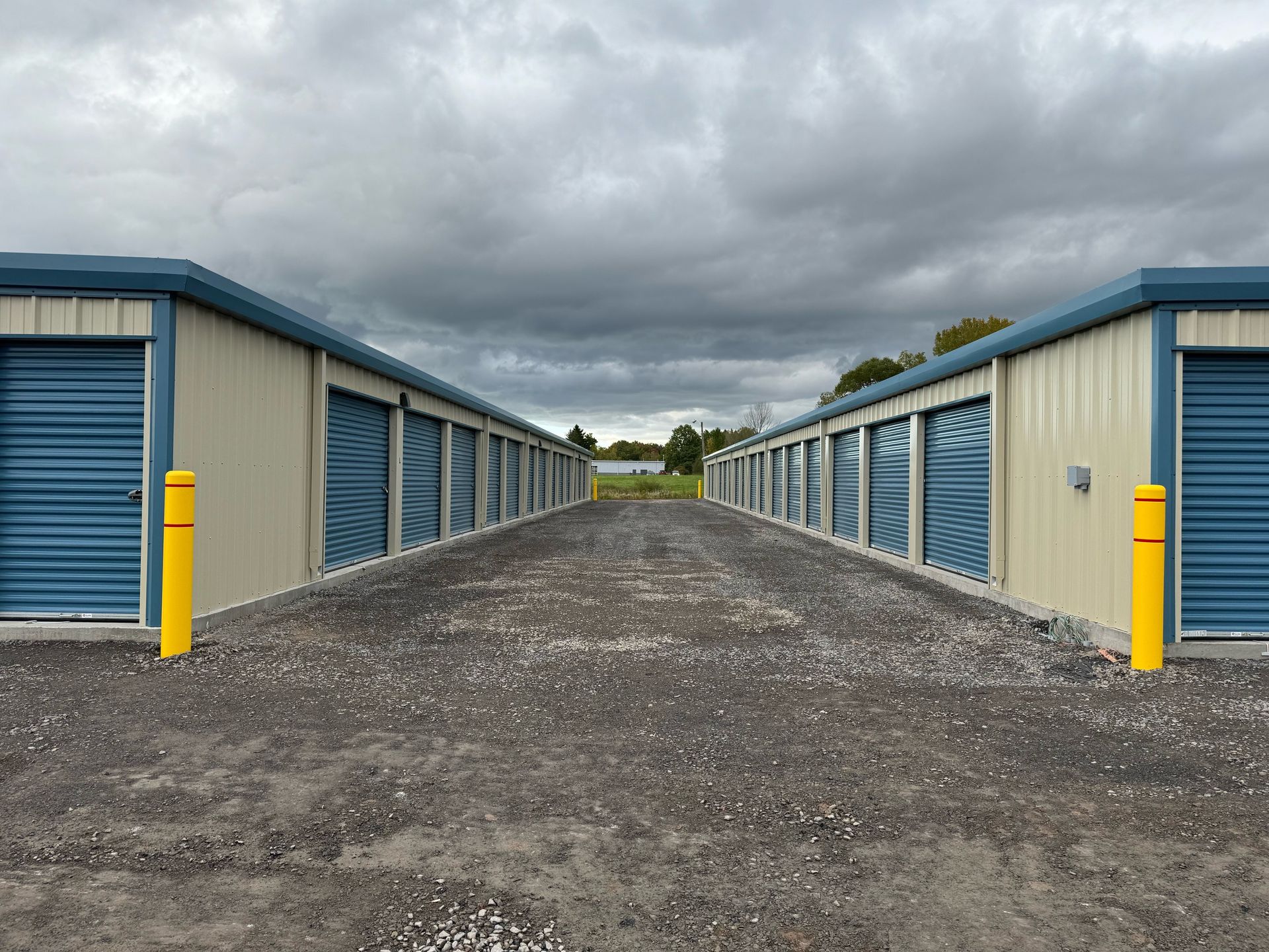 Self Storage Units Facility Exterior