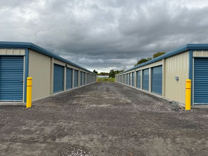 Self Storage Units Facility Exterior