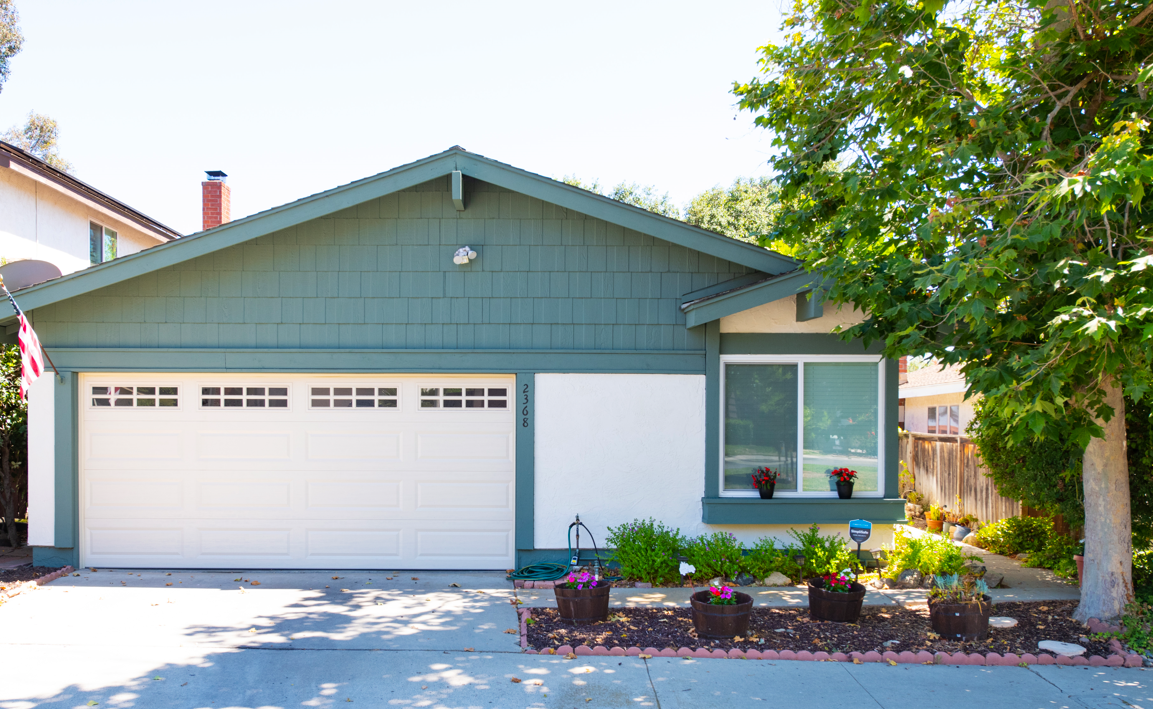 1461 Fallsview 92027 exterior