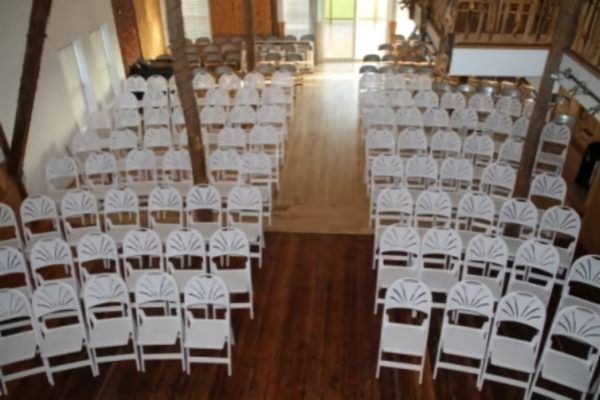 Rustic Wedding Venues in Wisconsin